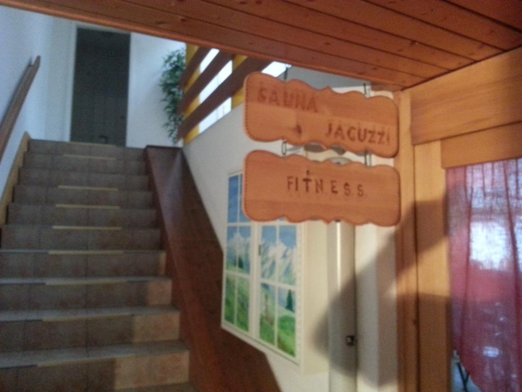 Residence "Les Cretes" Torgon Bagian luar foto